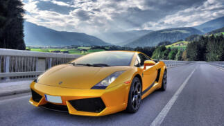 Conduce un coche de lujo con HCC Sport Cars