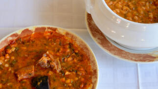 Menú de puchero de cocido montañés,más postre a elegir, pan, café y bebida