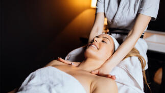 Masaje terapéutico en MITSUKI Salud y Belleza